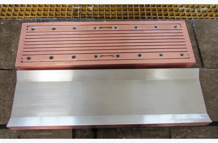 Large-Chamfer Copper Mould Plate