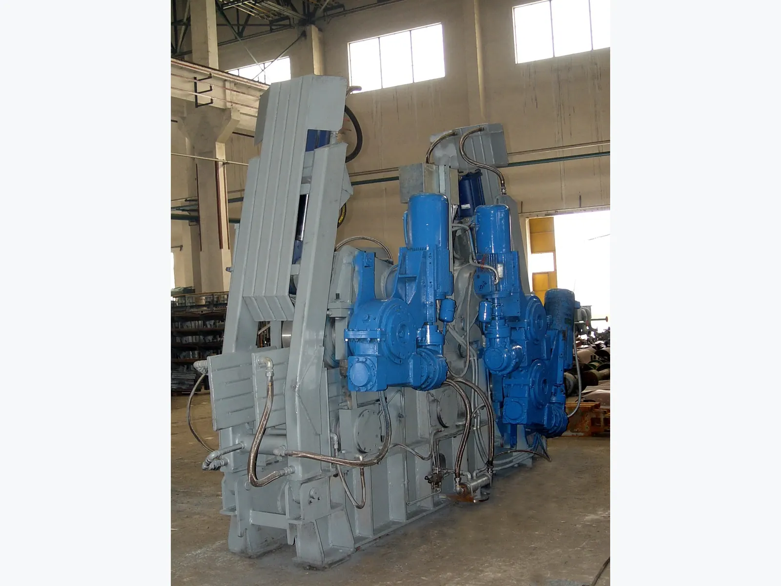 Withdrawal and Straightening Machine full equipment view