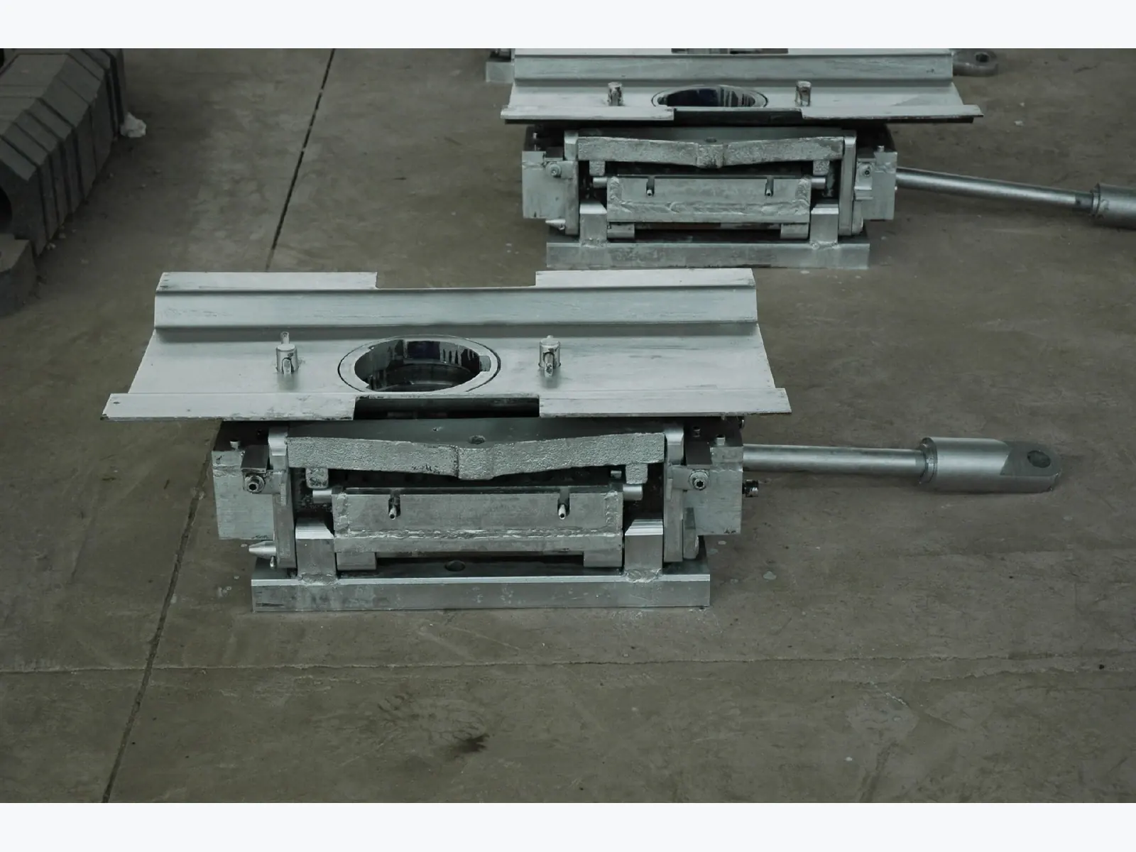 Slide Gate Mechanism full equipment view