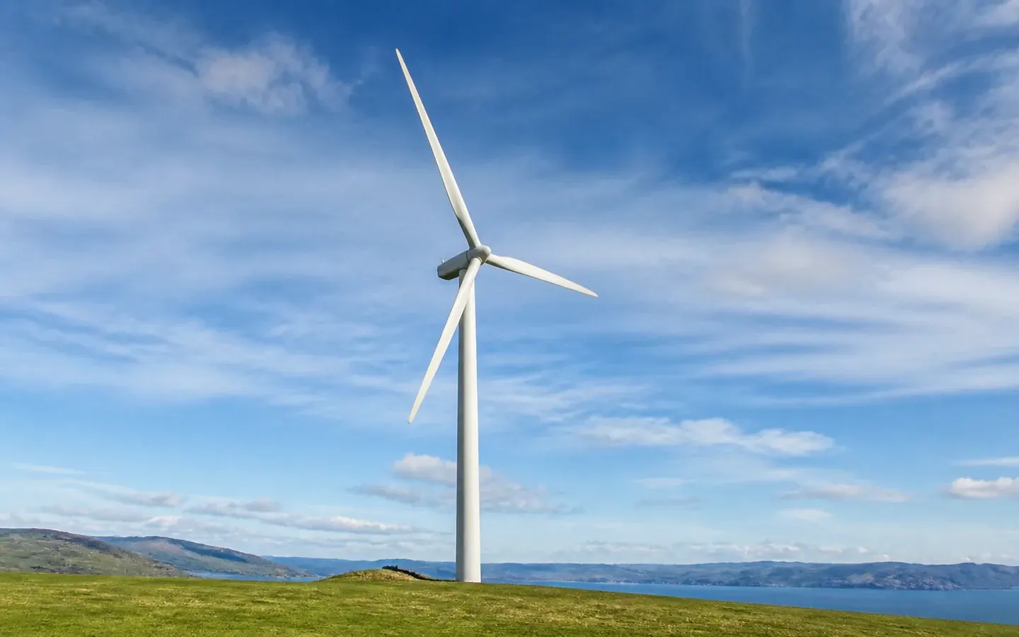 Onshore Wind Turbine full equipment view